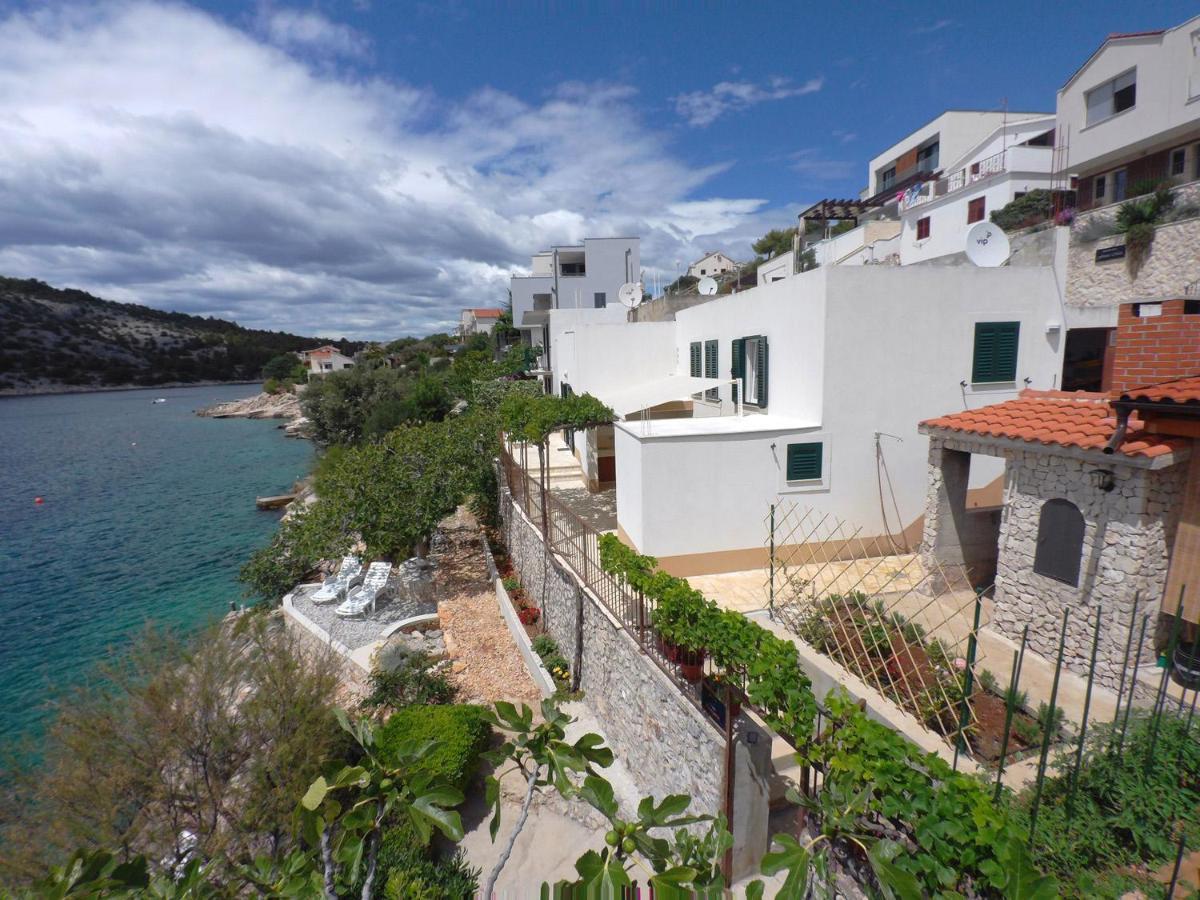 Holiday Home Adriana Razanj Bagian luar foto